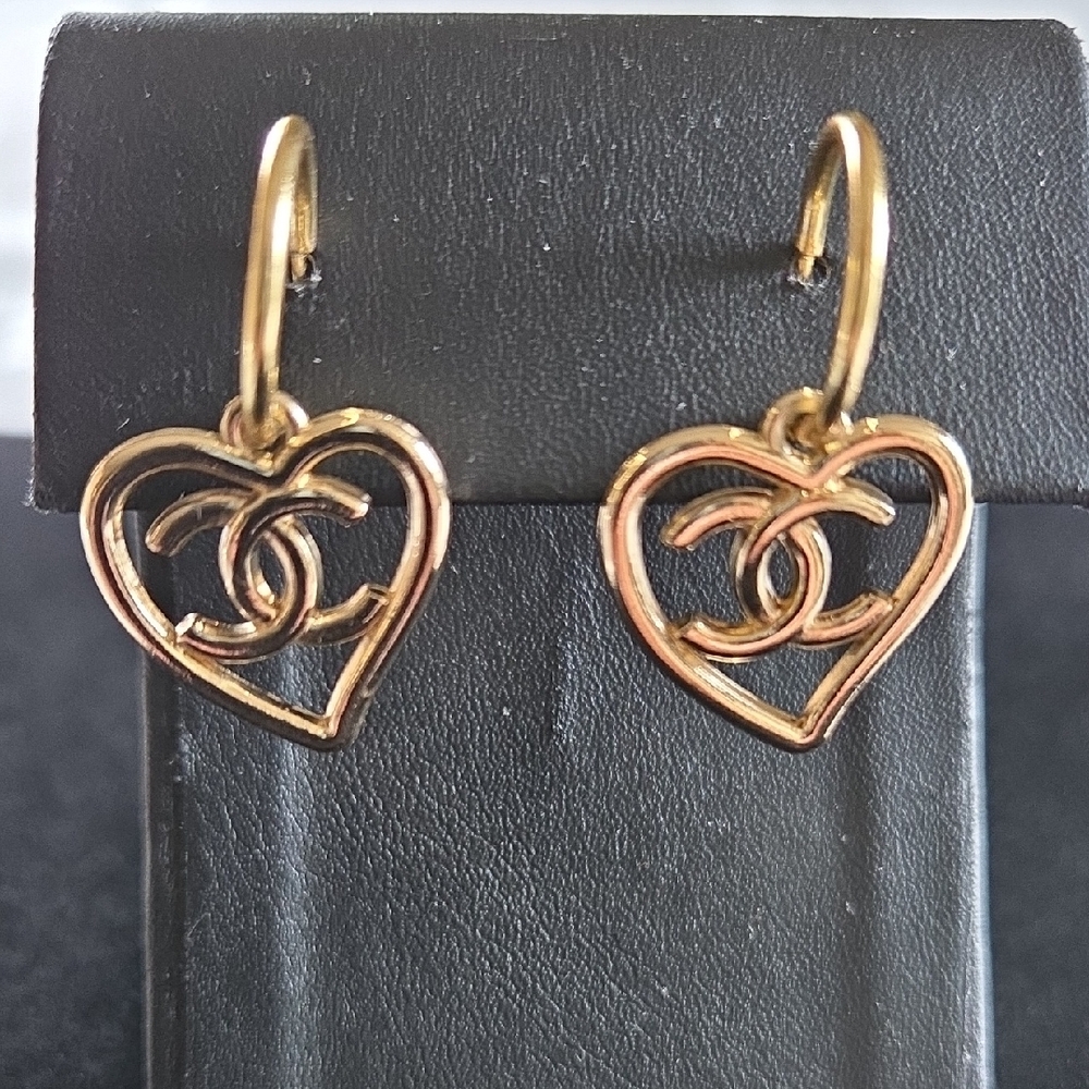 TOKA B Gold Heart Logo Earrings - Picture 3 of 7